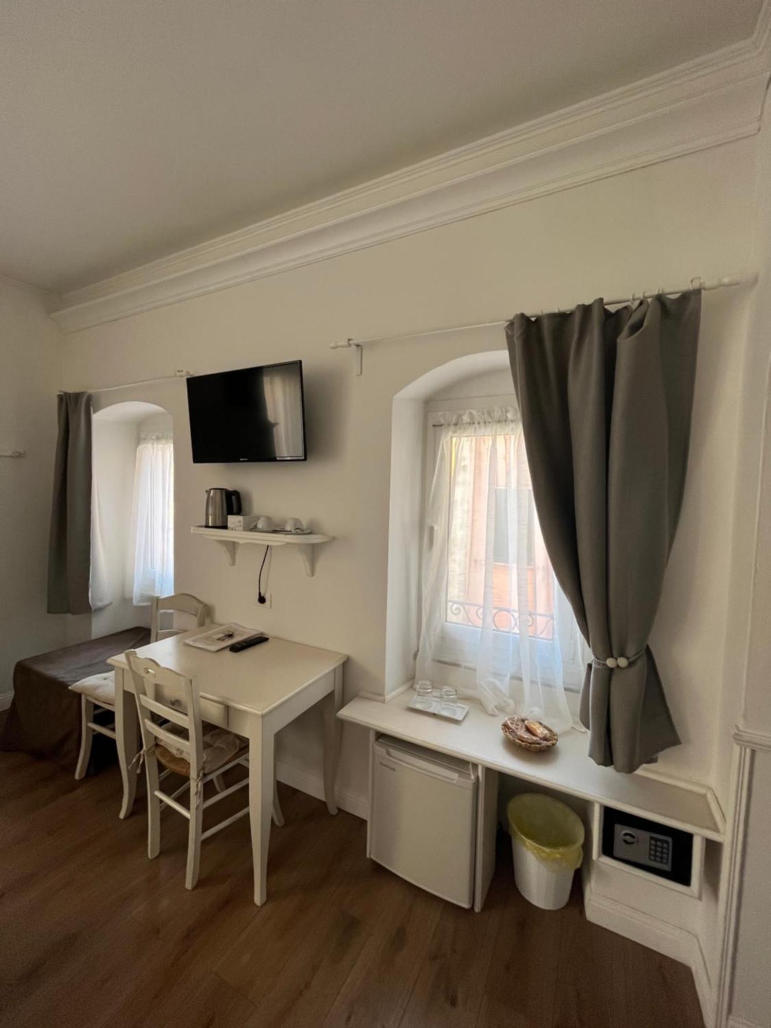 Affittacamere Perla Del Prione La Spezia Habitación foto