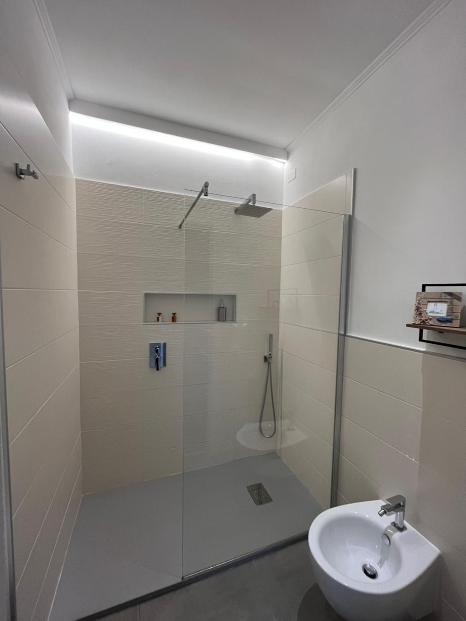 Affittacamere Perla Del Prione La Spezia Habitación foto