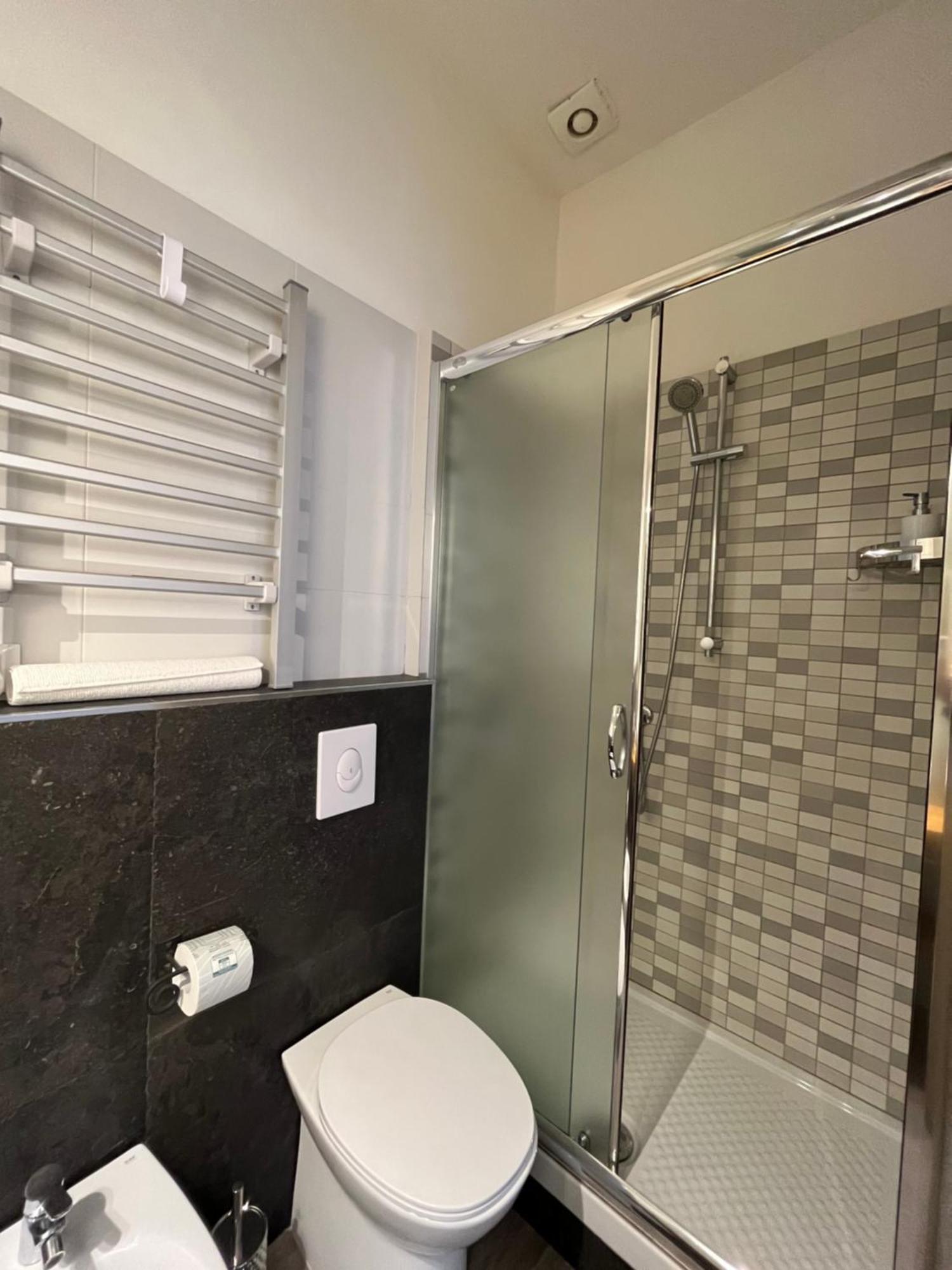 Affittacamere Perla Del Prione La Spezia Habitación foto